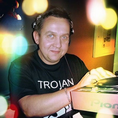 The Waz exp., Martin Wazac, sorgt am Freitag für chillige Vibes. The Waz exp., Martin Wazac, sorgt am Freitag für chillige Vibes.