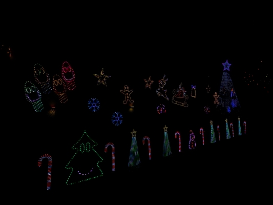 Tauche ein in die funkelnde Magie der Haller Lichter! Erlebe eine unvergessliche Weihnachtsshow für die ganze Familie!