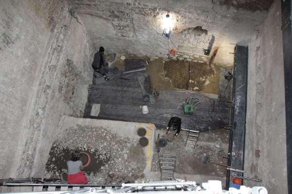 Archäologische Grabungen in der Schneiderkirche