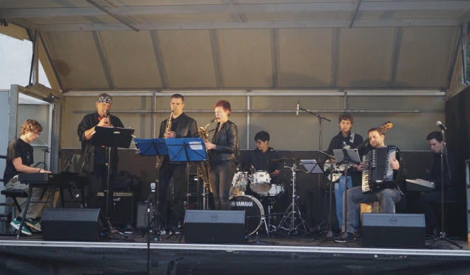 JAZZ-POP-ROCK OUTDOORS IM HALLER ALTSTADTPARK