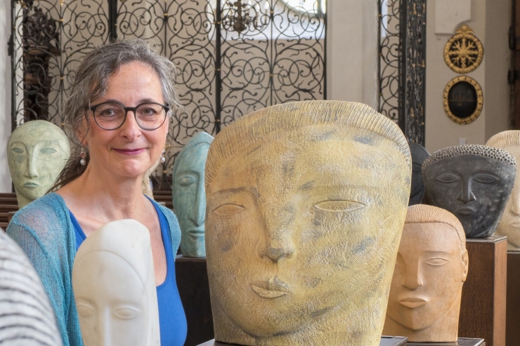 Kunst-Kinderführung in der Jesuitenkirche zur Ausstellung „Antlitze“ von Sergio Sommavilla