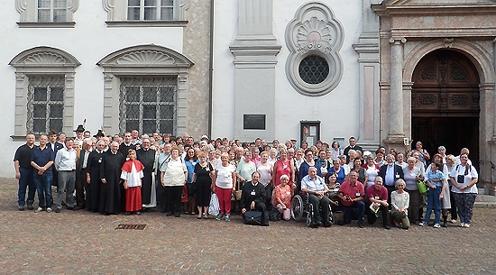Gruppenfoto Pilger Wallfahrt zum Heiligsten Herzen Jesu nach Hall in Tirol